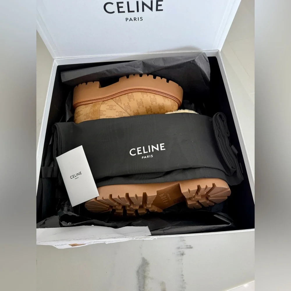 Celine Bulky Cropped Triomphe Boot - Picture 8 of 9
